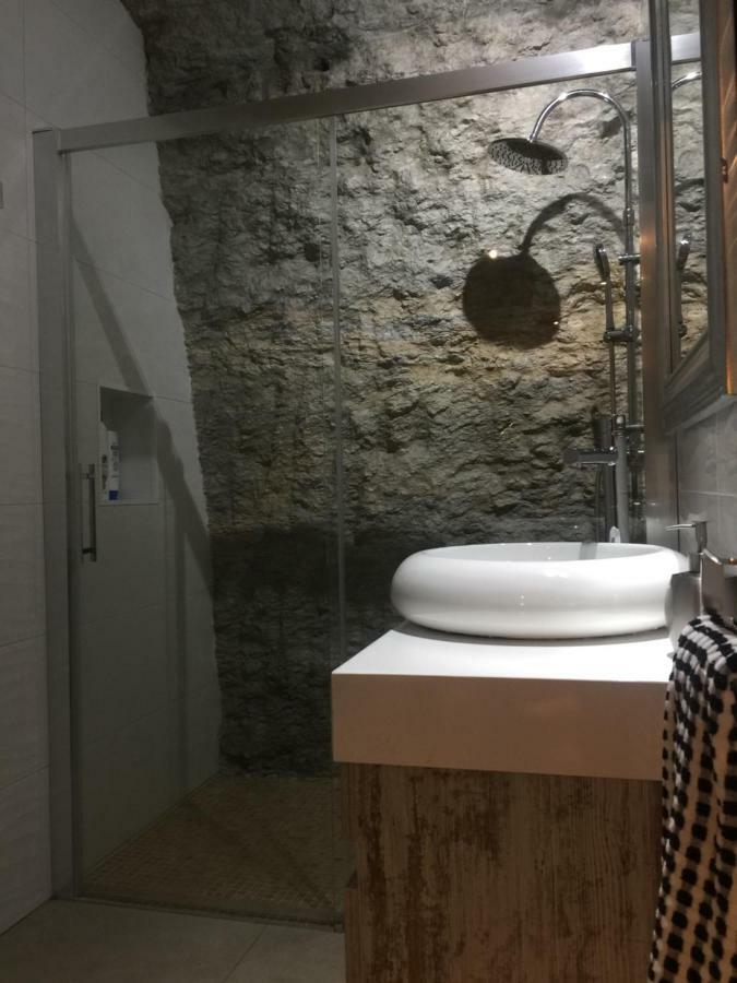 Willa Casa Cueva Un Rincon En La Roca Setenil De Las Bodegas Zewnętrze zdjęcie