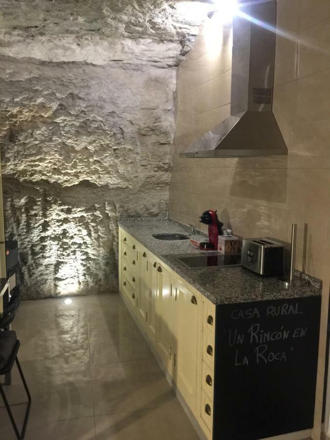 Willa Casa Cueva Un Rincon En La Roca Setenil De Las Bodegas Zewnętrze zdjęcie